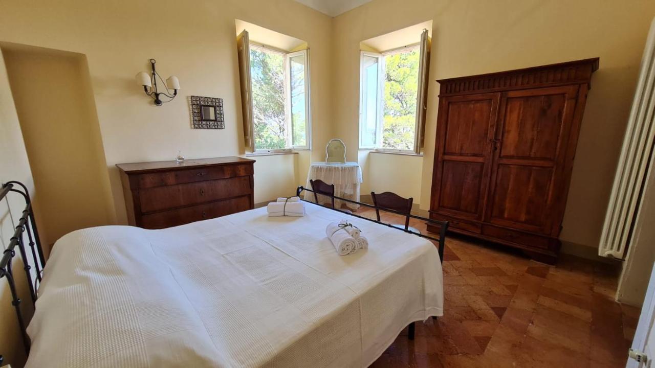 Villa Augusta Porto SantʼElpidio Eksteriør billede